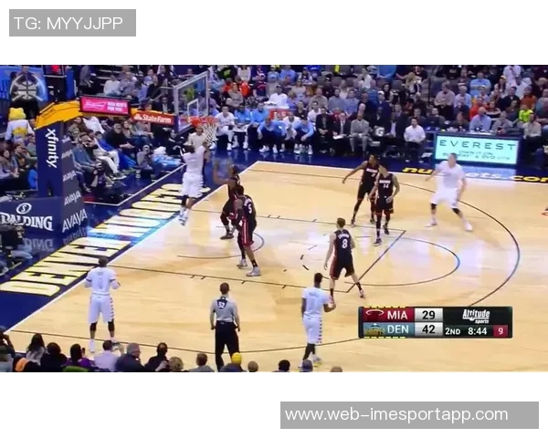 掘金官方两次失误NBA官方最终确认约基奇三双数据为27分12篮板11助攻