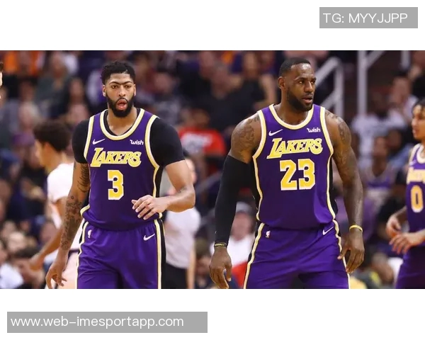 浓眉生涯总得分突破19000分迈入NBA历史得分榜第66位 浓眉生涯总得分突破19000分迈入NBA历史得分榜第66位